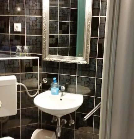 بيت ضيافة Hisa Divino