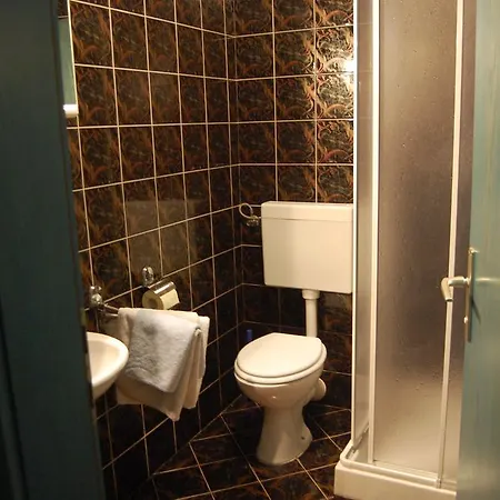 Hisa Divino بتوي