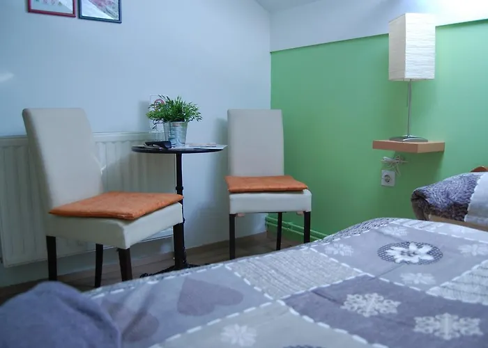 Hisa Divino Птуй