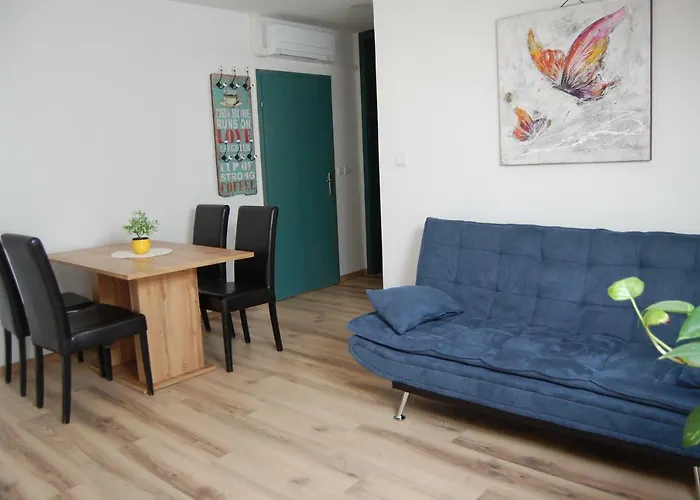 Hisa Divino Птуй